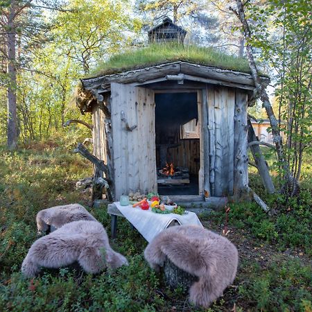 Moekki - The White Blue Wilderness Lodge Inari Extérieur photo