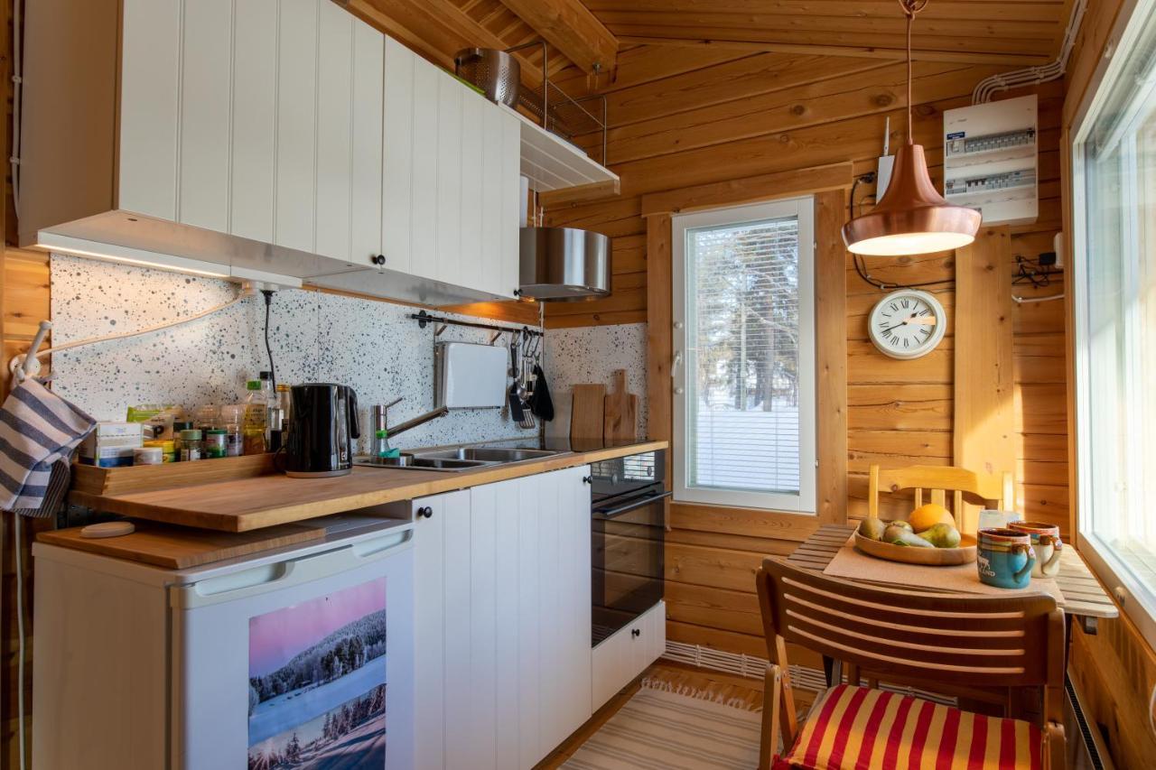 Moekki - The White Blue Wilderness Lodge Inari Extérieur photo