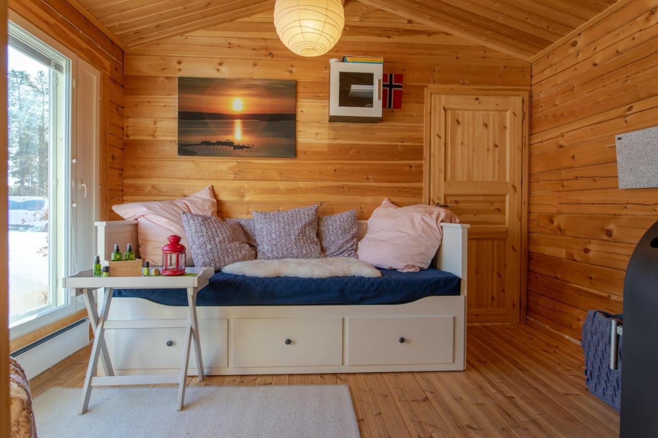 Moekki - The White Blue Wilderness Lodge Inari Extérieur photo